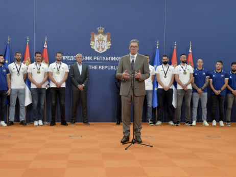 Aleksandar Vučić, predsednik Srbije, čestitao Nikoli Jokiću: Hvala vam, na tome što ispisujete najlepše stranice srpske i svetske košarke