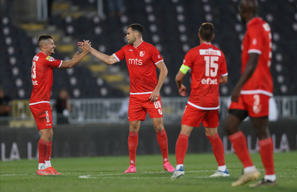 (VIDEO) Marko Konotar u nadoknadi "poništio" gol Sava Petrova i doneo Železničaru bod u Nišu