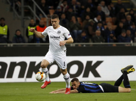 Luka Jović dobio "samo" dva meča suspenzije: Napadač Milana izbegao drakonsku kaznu za ekces protiv Monce
