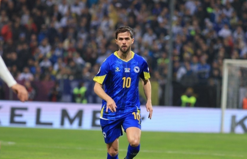 Miralem Pjanić u dresu reprezentacije Bosne i Hercegovine