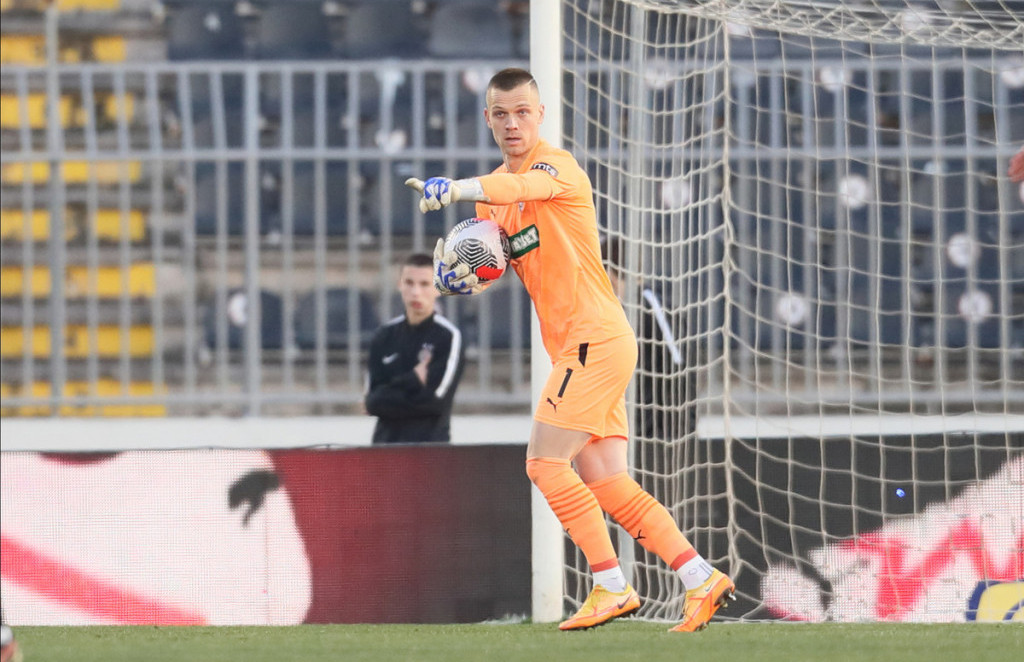 Aleksandar Jovanović, golman FK Partizan, braniće kao kapiten mrežu protv Vojvodine