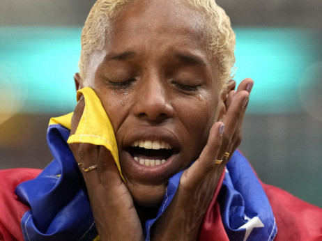 Osećam veliku tugu što neću braniti olimpijsko zlato: Troskokašica Julimar Rohas prikovana za bolnički krevet