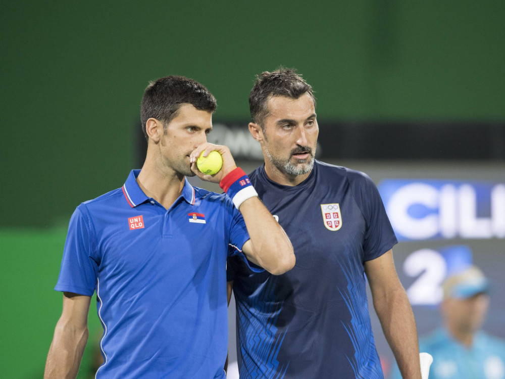 Novak Đoković, srpski teniser, nije načisto da li će angažovati Zimonjića za trenera