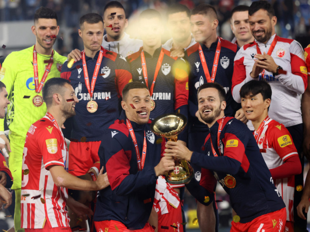 Milan Rodić i Mirko Ivanić sa trofejom kupa
