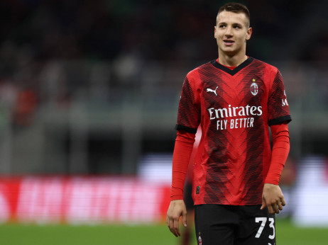 Milan uspeo da zadrži talentovanog napadača: Kamarda potpisuje ugovor do 2027. godine