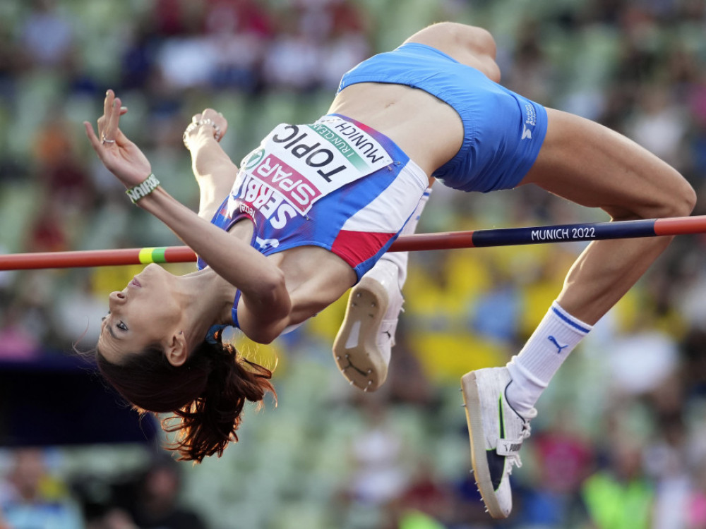 Srpska atletičarka Angelina Topić, osvojila je srebro na Evropskom prvenstvu u Rimu.