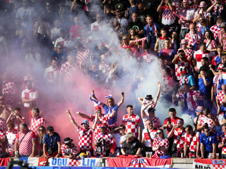 Hrvatski navijači "olakšali" kasu svog Saveza: UEFA sankcionisala incidente na tribinama