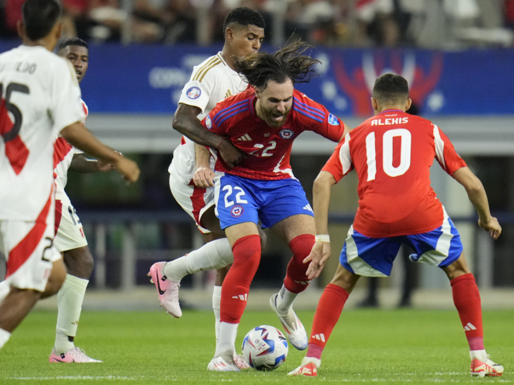 Fudbaleri Perua i Čilea u remiju na Kopa Amerika