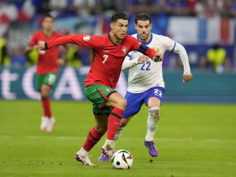 UEFA EURO (četvrtfinale): Portugalija - Francuska 0:0 (3:5 penalima)