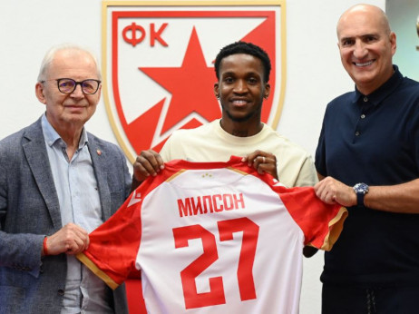 Crvena zvezda predstavila novo pojačanje: Felisio Milson stigao na stadion "Rajko Mitić"