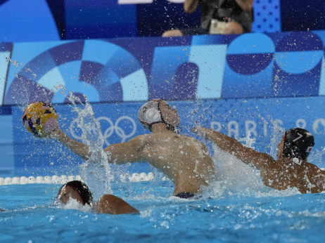 Moćna Španija potopila Japance i poslala ih kući sa OI