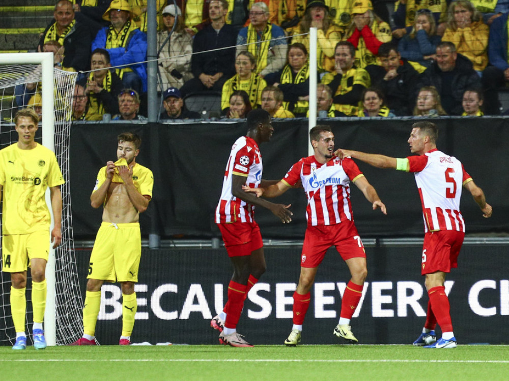 Fudbaleri Crvene zvezde i Bode Glimta, igraju revanš plej-ofa kvalifikacija za Ligu šampiona