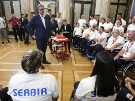 Predsednik Srbije, Aleksandar Vučić, primio učesnike Paraolimpijskih igara u Parizu