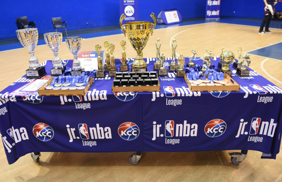 Pehar i medalje NBA jr turnira