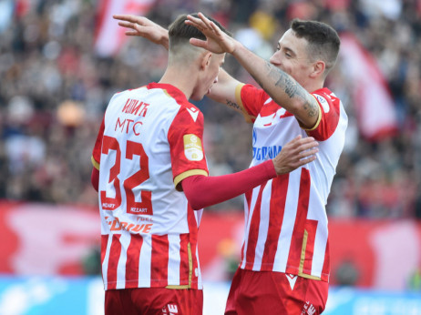 (KRAJ, VIDEO) Crvena zvezda - Radnički Niš 5:1:  Crveno-bele na pogon Ilića i Kataija