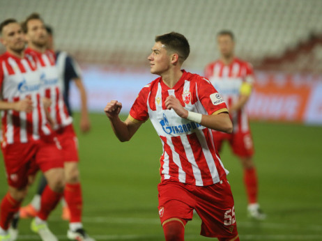 (VIDEO) Crvena zvezda "sedmicom" do osmine finala Kupa: Prvenac Andrije Maksimovića i revija Kataija