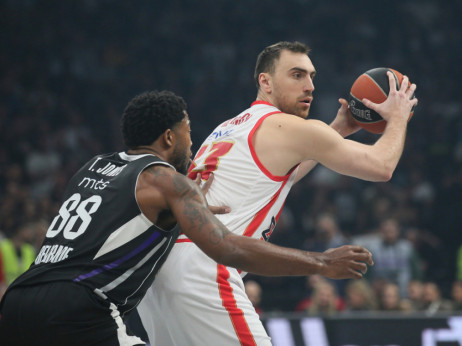 (UŽIVO) Partizan - Olimpijakos: Slabi procenti Beograđana, odluka pada u 4/4