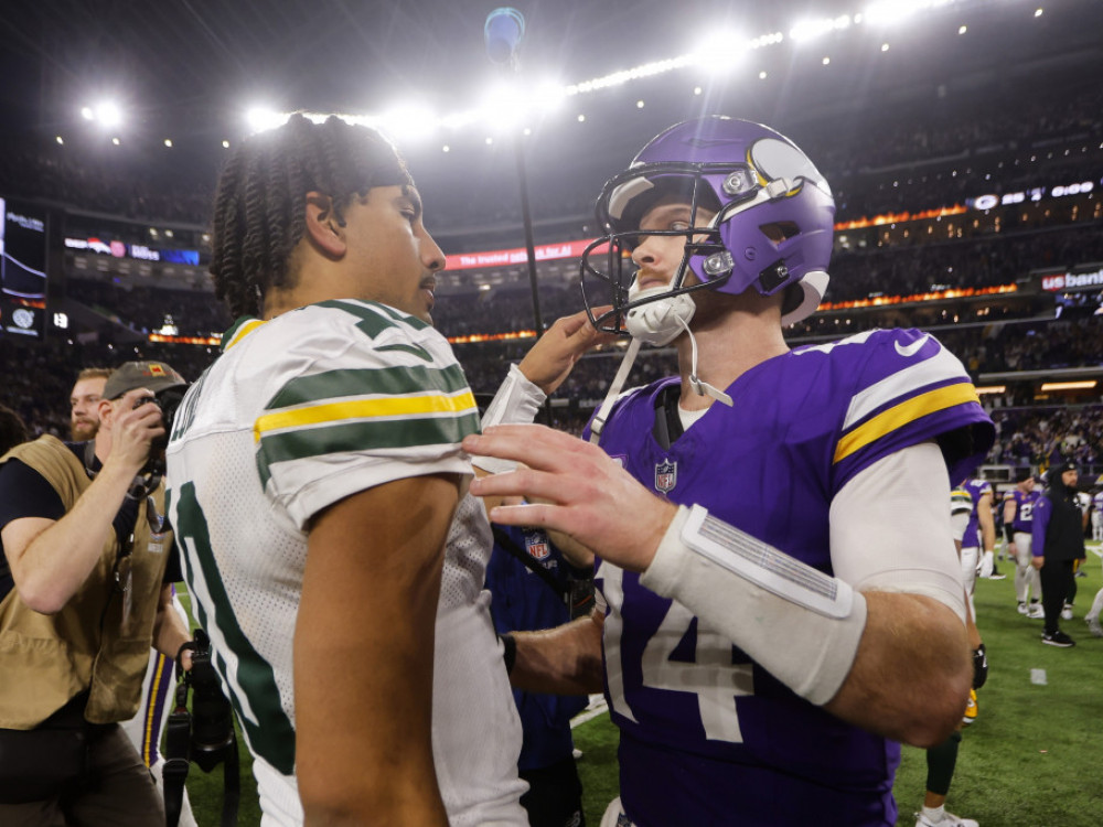 SAM DARNOLD & JORDAN LOVE / MINNESOTA VIKINGS, GREEN BAY PACKERS