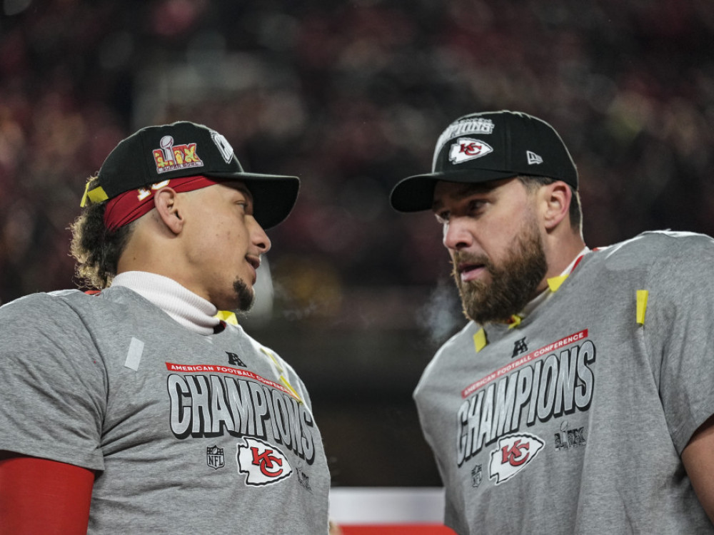 PATRICK MAHOMES & TRAVIS KELCE