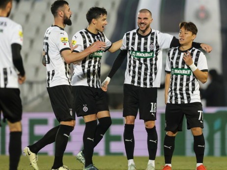 Partizan savladao Mladost: Nikolić i Goh vodili crno-bele do trijumfa